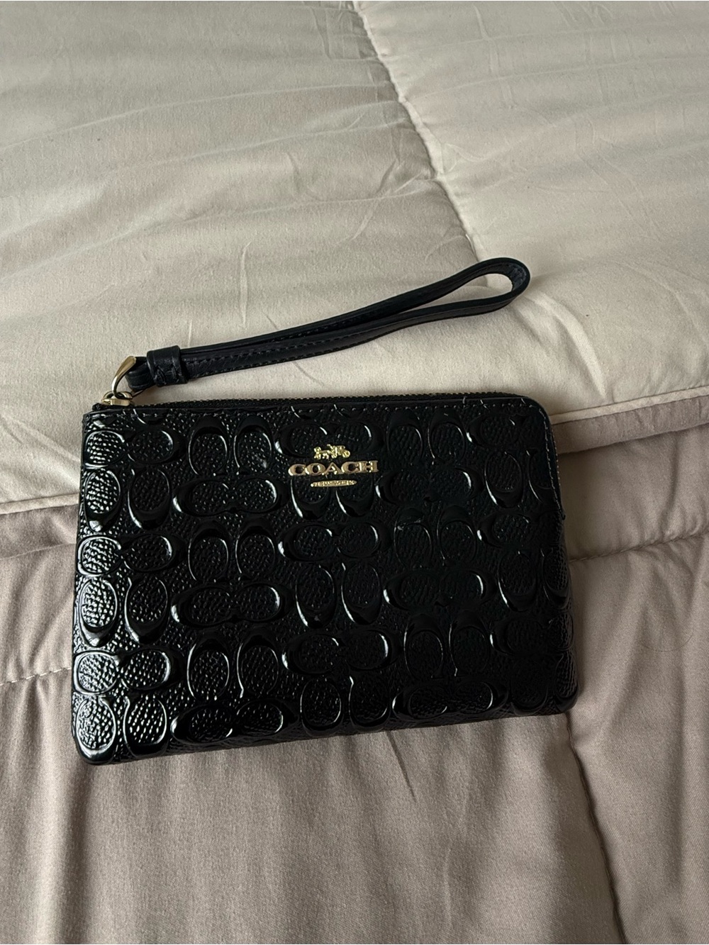 Coach Black Patent Leather Wristlet Clutch